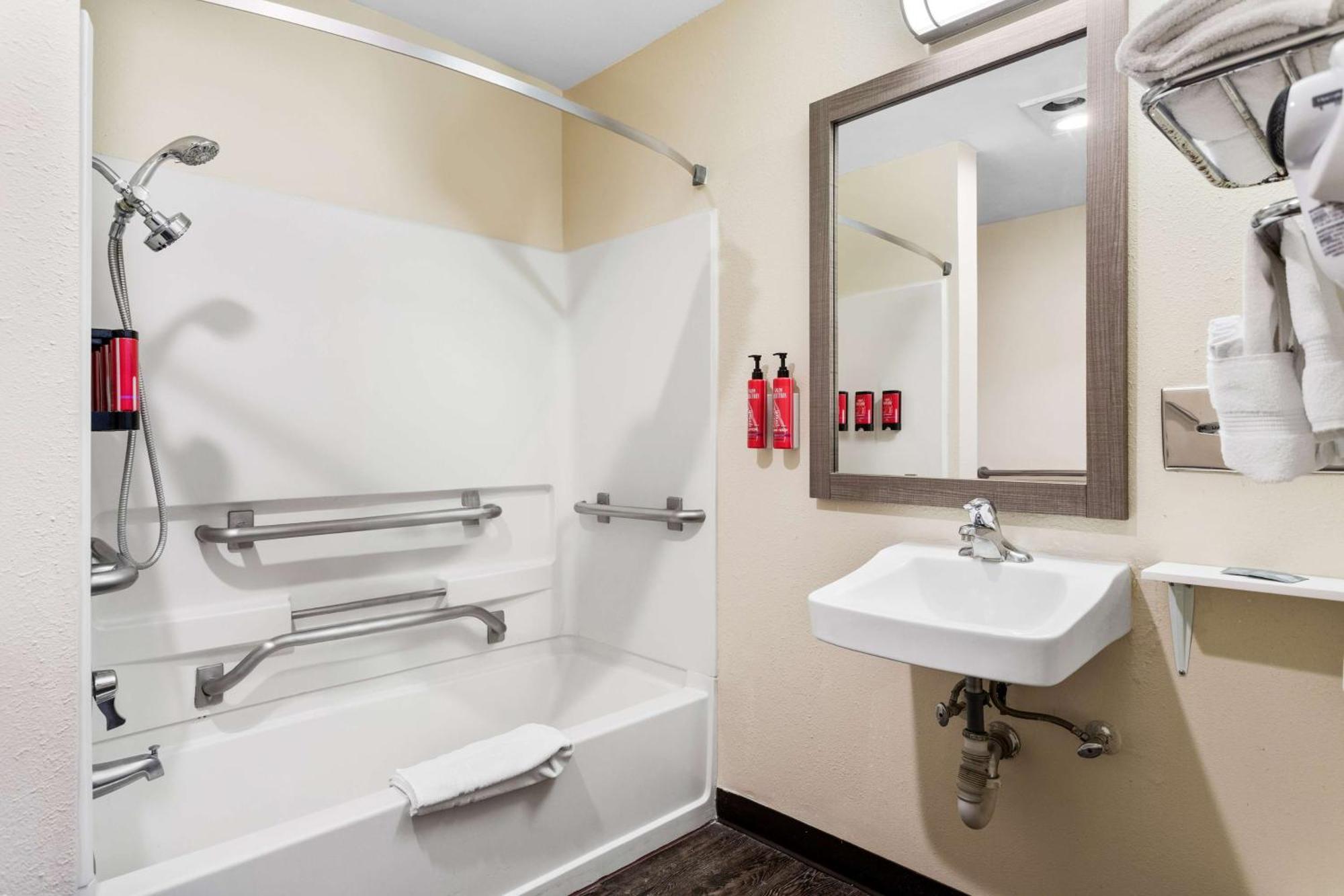 Surestay Hotel By Best Western Albuquerque Midtown Экстерьер фото