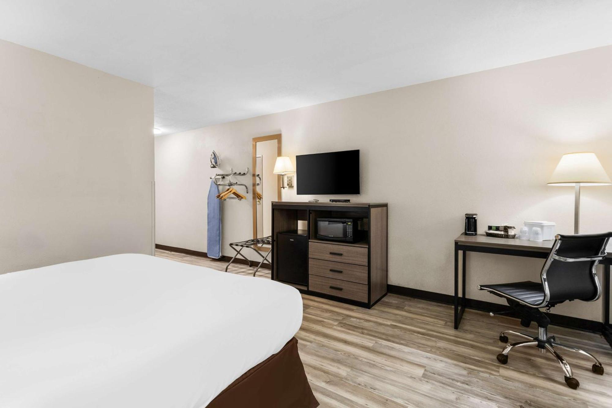 Surestay Hotel By Best Western Albuquerque Midtown Экстерьер фото