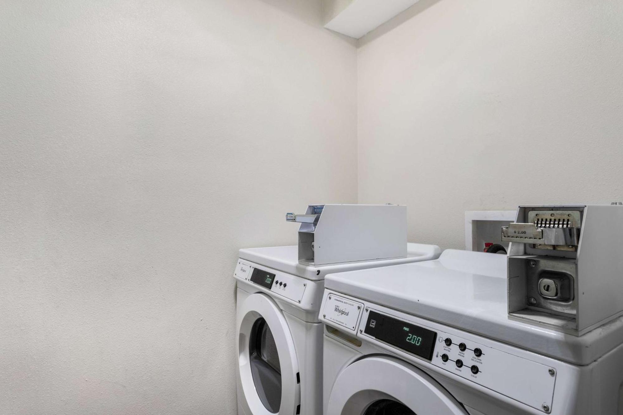 Surestay Hotel By Best Western Albuquerque Midtown Экстерьер фото