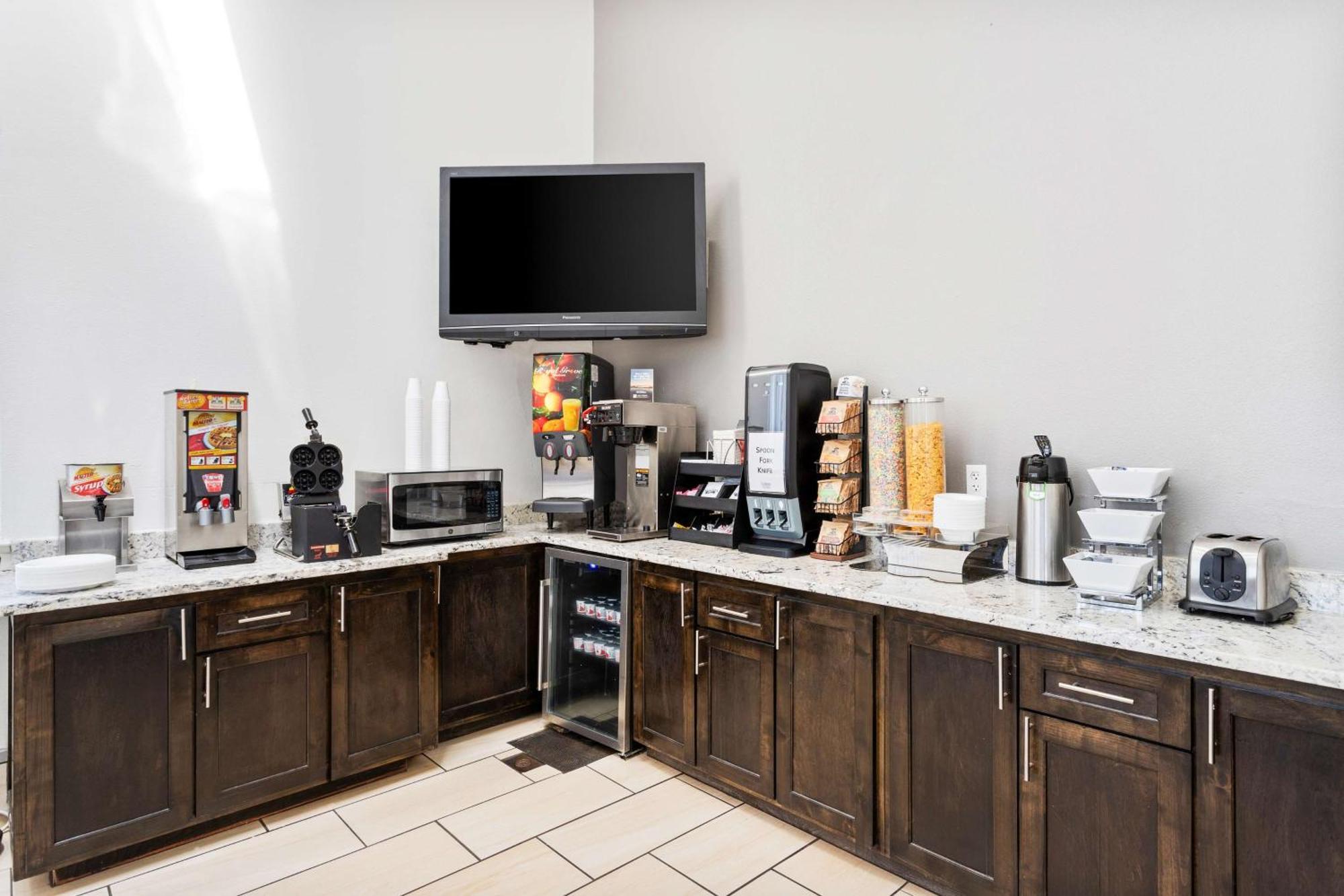 Surestay Hotel By Best Western Albuquerque Midtown Экстерьер фото